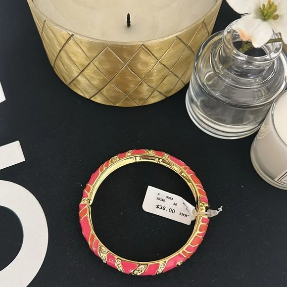 Pink Rhin Cache Bangle - Picture 3 of 7